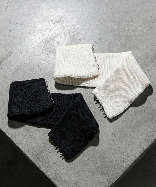 DURAS（デュラス）の「メタルバックルベルトカーディガン（カーディガン/ボレロ・レディース・ブラック/ホワイト・FREE）」の4枚目の写真