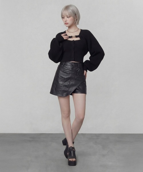 DURAS（デュラス）の「メタルバックルベルトカーディガン（カーディガン/ボレロ・レディース・ブラック/ホワイト・FREE）」の7枚目の写真