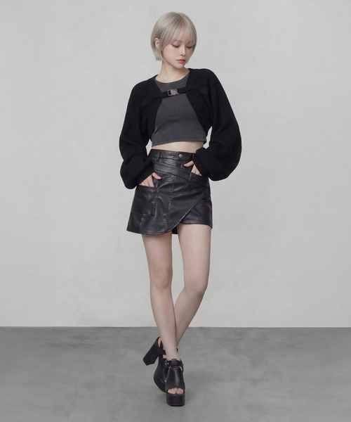 DURAS（デュラス）の「メタルバックルベルトカーディガン（カーディガン/ボレロ・レディース・ブラック/ホワイト・FREE）」の11枚目の写真