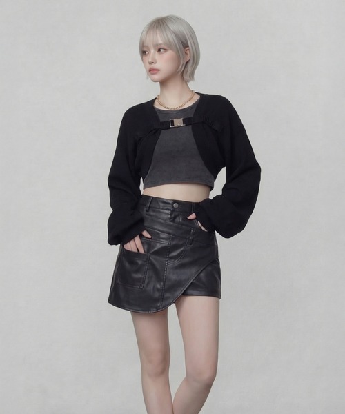 DURAS（デュラス）の「メタルバックルベルトカーディガン（カーディガン/ボレロ・レディース・ブラック/ホワイト・FREE）」の10枚目の写真