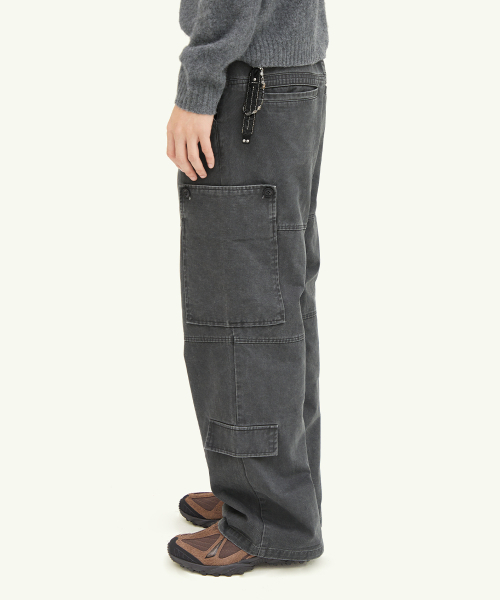 INTEMPOMOOD(インテンポムード)の「ボタンポケットカーゴパンツ_ベージュ(その他パンツ・レディース・ベージュ・MEDIUM/LARGE/X-LARGE)」の10枚目の写真
