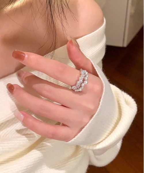 LA VORAGINE(ラ ヴォラジネ)の「エコパール & CZ ダブルオープンリング デイリー(リング・レディース・シルバー/ゴールド・FREE)」の6枚目の写真