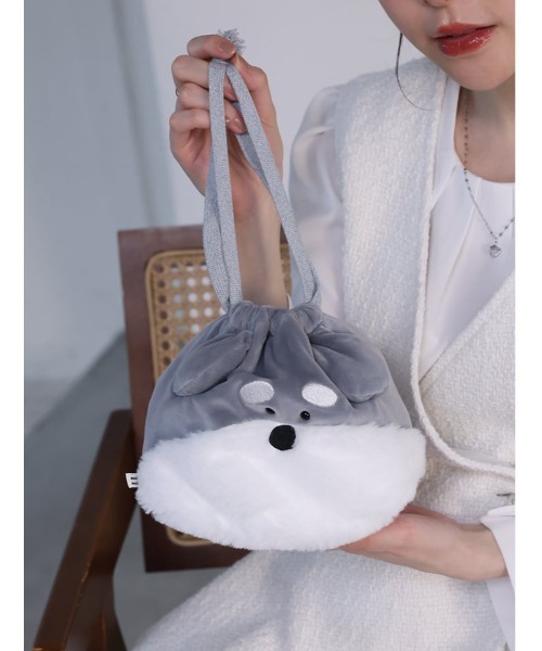 Edit Sheen（エディットシーン）の「アニマルもちもち巾着ポーチ（ポーチ・レディース・ブラウン/グレー×ホワイト・FREE）」の2枚目の写真