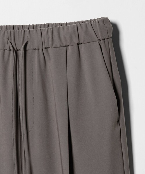 A DAY IN THE LIFE UNITED ARROWS(アデイインザライフユナイテッドアローズ)の「タックイージー テーパードパンツ ‐ウォッシャブル‐<A DAY IN THE LIFE>(その他パンツ・レディース・ブラック/ネイビー/モカ/オレンジ・M/S)」の18枚目の写真