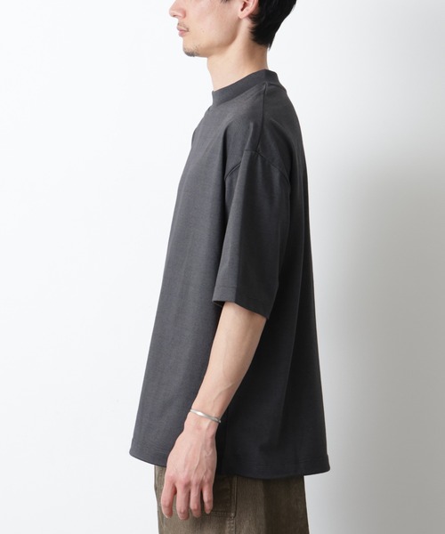 NANO universe(ナノユニバース)の「ソラーロワイドモックネックTシャツ(Tシャツ/カットソー・メンズ・サックスブルー/ホワイト/チャコール・M/L)」の11枚目の写真