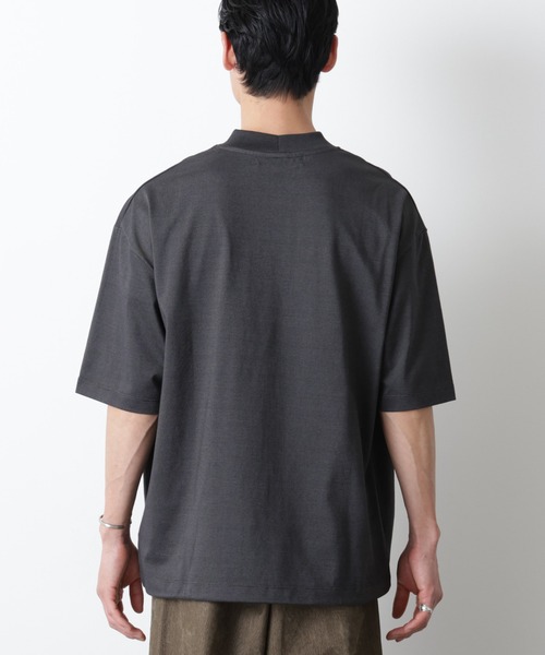 NANO universe(ナノユニバース)の「ソラーロワイドモックネックTシャツ(Tシャツ/カットソー・メンズ・サックスブルー/ホワイト/チャコール・M/L)」の12枚目の写真