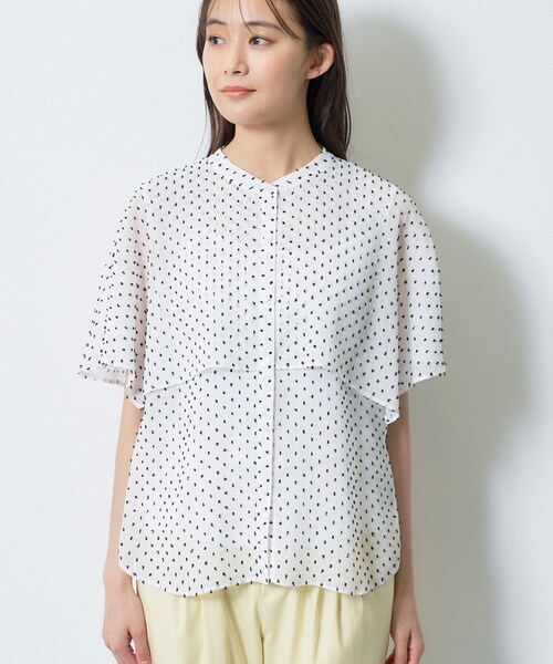 INDIVI(インディヴィ)の「【洗える/ドットモチーフ】ケープスリーブブラウス(シャツ/ブラウス・レディース・ホワイト系4/スモーキーグリーン系/ブラック/ライトグレー・38/05/13/15 /19/34)」の14枚目の写真