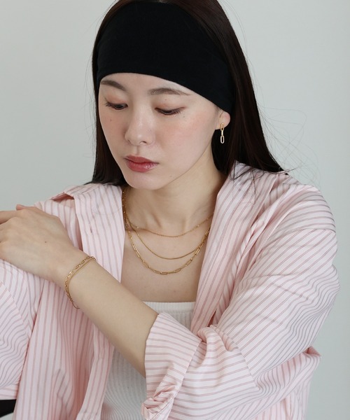 J by blue(ジェイバイブルー)の「オーバルチェーンピアス / サージカルステンレス(ピアス(両耳用)・レディース・シルバー・FREE)」の7枚目の写真