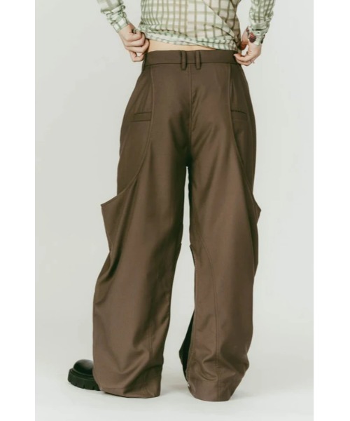 Knuth Marf（クヌースマーフ）の「Knuth Marf high-boot detailpants（その他パンツ・レディース・ブラウン/ブラック・MEDIUM/SMALL/X-SMALL）」の3枚目の写真