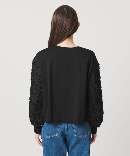 UNITED ARROWS(ユナイテッドアローズ)の「エンブロイダリーフラワー ショルダーコンビ カットソー(Tシャツ/カットソー・レディース・ホワイト/ブラック・FREE)」の19枚目の写真