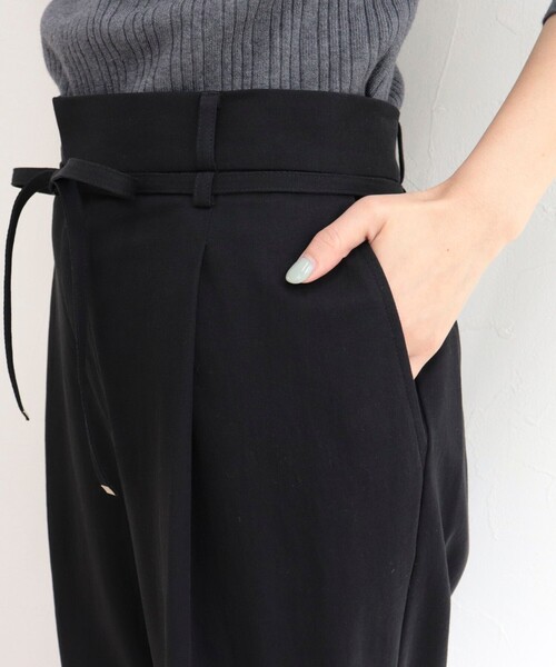 fredy emue（フレディエミュ）の「ハイゲージタックパンツ（その他パンツ・レディース・ベージュ/チャコールグレー/ブラック・38/36）」の20枚目の写真