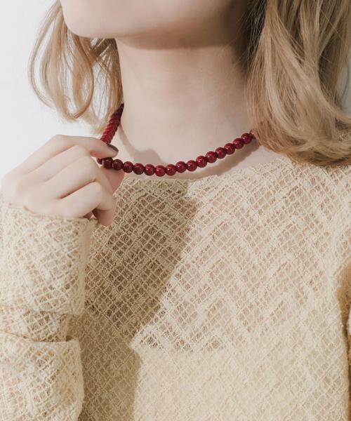 SMELLY（スメリー）の「ステンレスカラーボールビーズネックレス（ネックレス・レディース・ブラウン/レッド・-）」の3枚目の写真