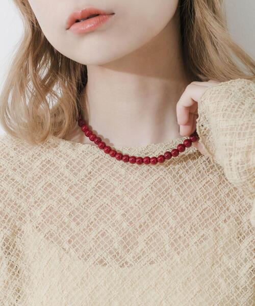 SMELLY（スメリー）の「ステンレスカラーボールビーズネックレス（ネックレス・レディース・ブラウン/レッド・-）」の5枚目の写真