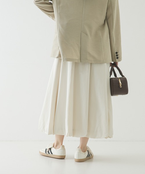 URBAN RESEARCH(アーバンリサーチ)の「バルーンギャザースカート(スカート・レディース・オフホワイト/ブラック/ネイビー・FREE)」の9枚目の写真