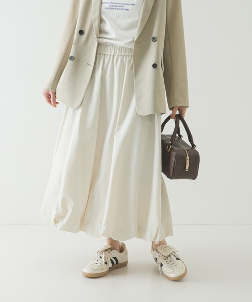 URBAN RESEARCH(アーバンリサーチ)の「バルーンギャザースカート(スカート・レディース・オフホワイト/ブラック/ネイビー・FREE)」の11枚目の写真