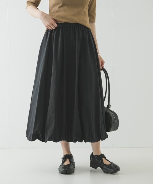 URBAN RESEARCH(アーバンリサーチ)の「バルーンギャザースカート(スカート・レディース・オフホワイト/ブラック/ネイビー・FREE)」の16枚目の写真