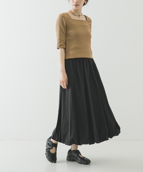 URBAN RESEARCH(アーバンリサーチ)の「バルーンギャザースカート(スカート・レディース・オフホワイト/ブラック/ネイビー・FREE)」の19枚目の写真