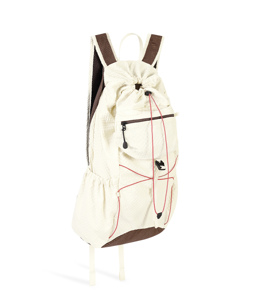 FENNEC(フェネック)の「AIRY POCKET BACKPACK - BUTTER(バックパック/リュック・レディース・その他・FREE)」の6枚目の写真