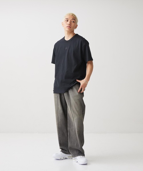 NIKE(ナイキ)の「ナイキ スポーツウェア プレミアム エッセンシャルズ メンズ Tシャツ / Nike Sportswear Premium Essentials Men's T-Shirt IH1122-010 Black(Tシャツ/カットソー・メンズ・ブラック・XL/L/2XL/M/S)」の4枚目の写真