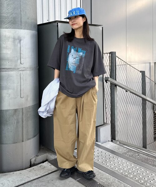 CIAOPANIC TYPY（チャオパニックティピー）の「【UNISEX】【プラスサイズあり】DOG＆CATアソートロゴプリントTee（Tシャツ/カットソー・レディース・ホワイト/ブルー/チャコールグレー/グレー・XX-LARGE/LARGE/MEDIUM）」の7枚目の写真