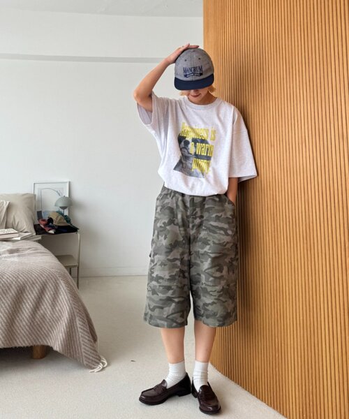 CIAOPANIC TYPY（チャオパニックティピー）の「【UNISEX】【プラスサイズあり】DOG＆CATアソートロゴプリントTee（Tシャツ/カットソー・レディース・ホワイト/ブルー/チャコールグレー/グレー・XX-LARGE/LARGE/MEDIUM）」の19枚目の写真