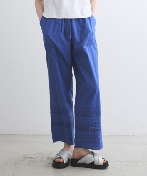 three dots(スリードッツ)の「ジェローム レースパンツ(その他パンツ・レディース・ベージュ/ブルー/チャコール・M/S)」の2枚目の写真