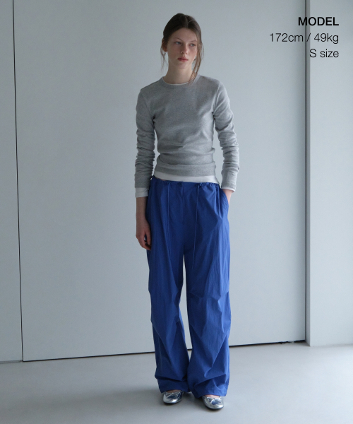 MUSINSA STANDARD WOMAN（ムシンサスタンダードウーマン）の「ウィメンズスリムクルーネック長袖Tシャツ[メランジグレー]（Tシャツ/カットソー・レディース・その他・X-SMALL/SMALL/MEDIUM/LARGE/X-LARGE）」の2枚目の写真