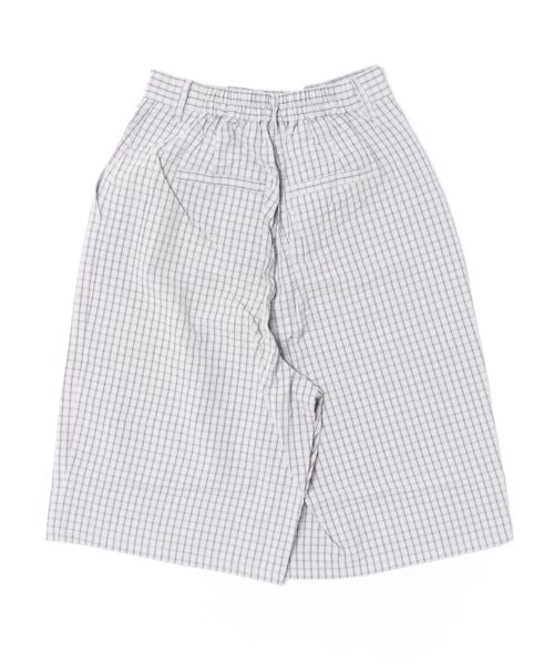 W:Huku(フーク)の「チェック サッカー スラックス バミューダ ハーフパンツ / 短パン / Checkered Slacks Shorts(その他パンツ・レディース・グレー/ブルー/アイボリー・FREE)」の14枚目の写真