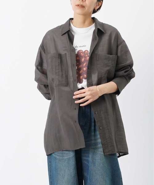 LUCA/LADY LUCK LUCA(ルカ/レディラックルカ)の「LC/LLL シアーシャツ/シアーオーバーシャツ(シャツ/ブラウス・レディース・チャコールグレー/カーキ/ブラウン・FREE)」の2枚目の写真