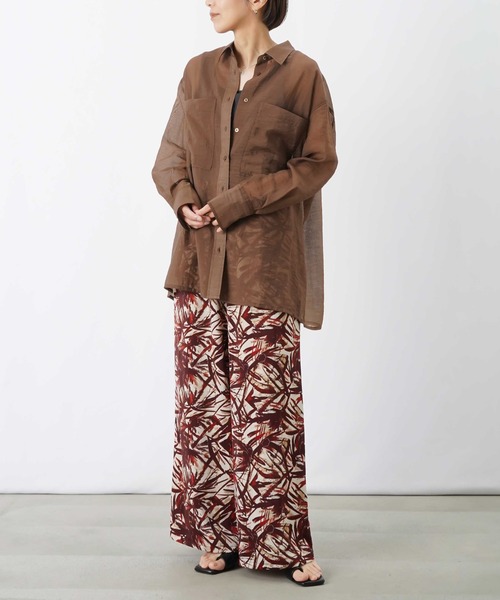 LUCA/LADY LUCK LUCA(ルカ/レディラックルカ)の「LC/LLL シアーシャツ/シアーオーバーシャツ(シャツ/ブラウス・レディース・チャコールグレー/カーキ/ブラウン・FREE)」の4枚目の写真