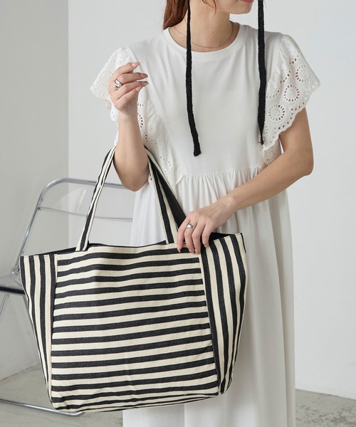 BONLECILL Marche（ボンルシールマルシェ）の「【BONLECILL Marche】リバーシブルロゴBIGトートバッグ（トートバッグ・レディース・ブルー/レッド/ネイビー/ブラック/ピンク/グリーン・FREE）」の9枚目の写真