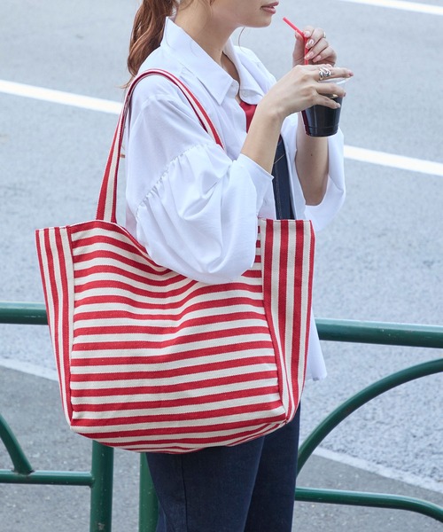 BONLECILL Marche（ボンルシールマルシェ）の「【BONLECILL Marche】リバーシブルロゴBIGトートバッグ（トートバッグ・レディース・ブルー/レッド/ネイビー/ブラック/ピンク/グリーン・FREE）」の14枚目の写真