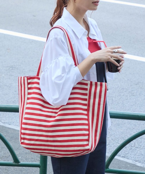 BONLECILL Marche（ボンルシールマルシェ）の「【BONLECILL Marche】リバーシブルロゴBIGトートバッグ（トートバッグ・レディース・ブルー/レッド/ネイビー/ブラック/ピンク/グリーン・FREE）」の16枚目の写真