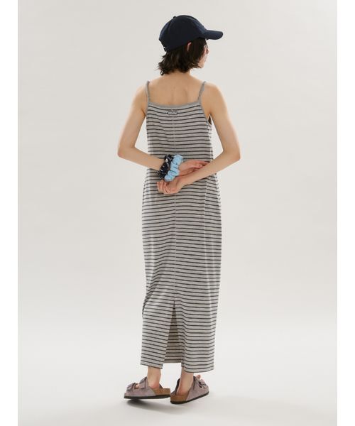 emmi(エミ)の「emmiロゴカップ付きパイルワンピース(ワンピース・レディース・バーガンディー/ライトグレー/ブラック・1/0)」の7枚目の写真