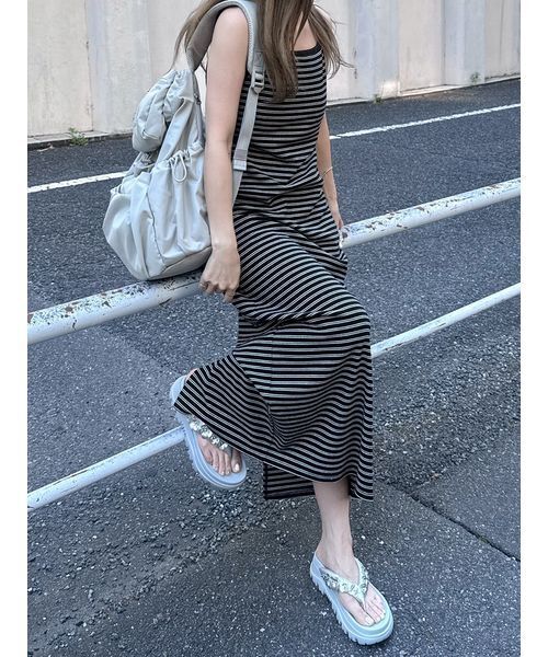 emmi(エミ)の「emmiロゴカップ付きパイルワンピース(ワンピース・レディース・バーガンディー/ライトグレー/ブラック・1/0)」の17枚目の写真