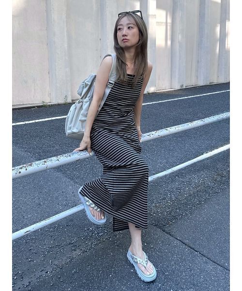 emmi(エミ)の「emmiロゴカップ付きパイルワンピース(ワンピース・レディース・バーガンディー/ライトグレー/ブラック・1/0)」の18枚目の写真
