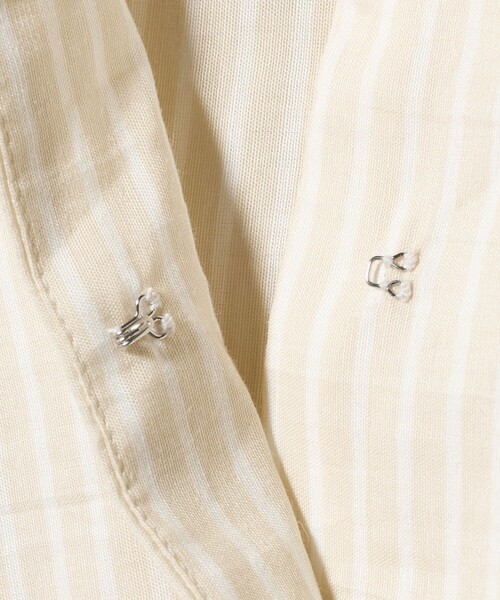 UNITED ARROWS(ユナイテッドアローズ)の「ラミー スキッパー Vネック ブラウス ‐ウォッシャブル‐(シャツ/ブラウス・レディース・その他2/イエロー/ネイビー・FREE)」の19枚目の写真