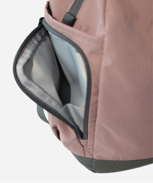MASMARULEZ（マスマルールズ）の「[INT] Mono lite backpack_Smoky Pink（バックパック/リュック・レディース・その他・FREE）」の6枚目の写真