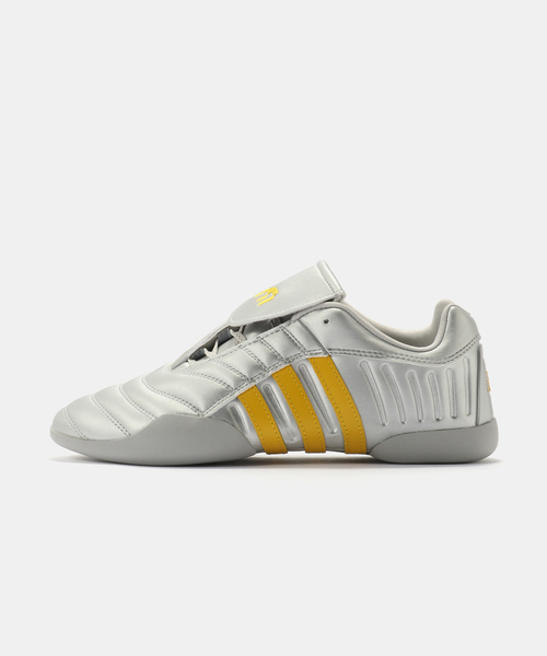 adidas Originals(アディダスオリジナルス)の「adidas Originals ELITE MEI MIAOU HP7196(スニーカー・レディース・シルバー・23cm/24cm/24.5cm)」の1枚目の写真