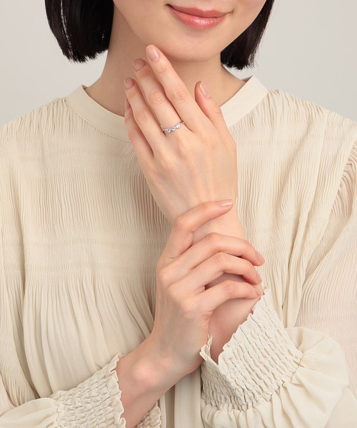 festaria bijou SOPHIA(フェスタリアビジュソフィア)の「Pt950 アクアマリン・ダイヤモンド リング(リング・レディース・プラチナム・13号/11号/9号)」の5枚目の写真