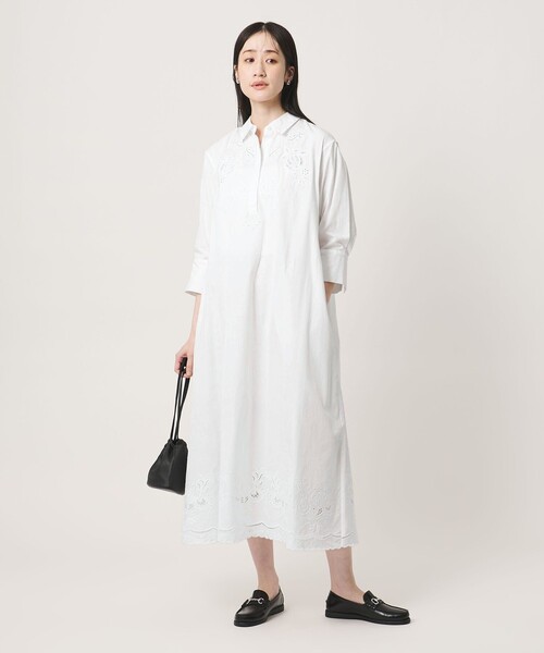 UNITED ARROWS(ユナイテッドアローズ)の「カットワーク シャツワンピース(ワンピース・レディース・オフホワイト/ネイビー・FREE)」の14枚目の写真