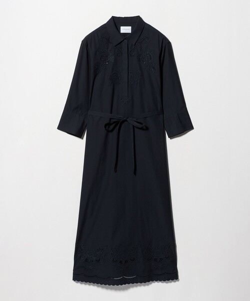 UNITED ARROWS(ユナイテッドアローズ)の「カットワーク シャツワンピース(ワンピース・レディース・オフホワイト/ネイビー・FREE)」の18枚目の写真