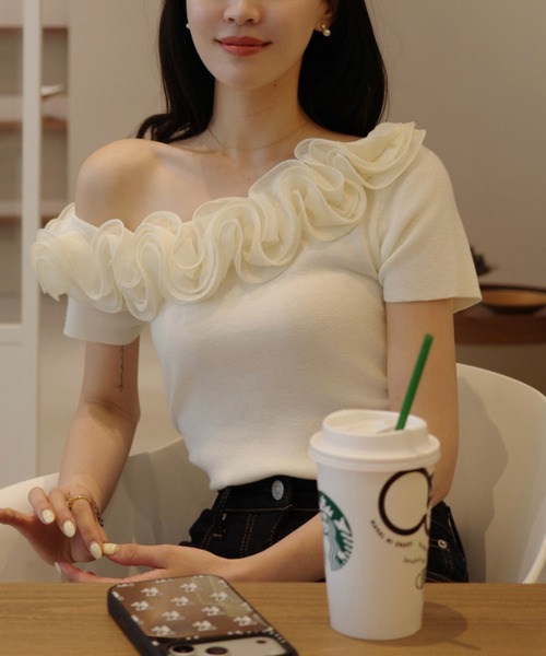 ACYM(アシーム)の「デコラティブデザインニット(Tシャツ/カットソー・レディース・ホワイト/ピンク・FREE)」の1枚目の写真