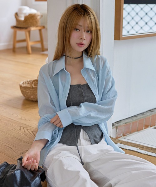 UNE MANSION(ユヌマンション)の「【UNE ORIGINAL】【冷房対策・羽織りアイテムとしておすすめ】ベーシックサマーパステルシースルーシャツ(シャツ/ブラウス・レディース・スカイブルー/ピンク/イエロー・FREE)」の7枚目の写真