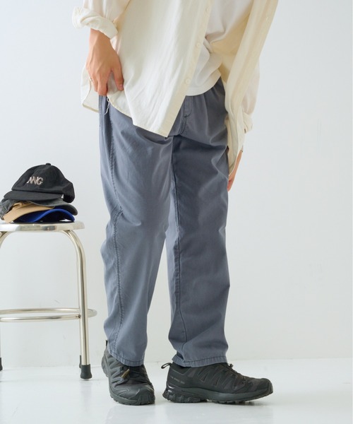 UNIVERSAL OVERALL(ユニバーサルオーバーオール)の「【UNIVERSAL OVERALL】CHILLPAN TAPERED U2623630-B(チノパンツ・メンズ・ベージュ/グレー/ブラック・L/XL/M)」の22枚目の写真