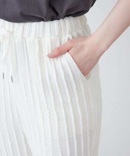 CIAOPANIC TYPY(チャオパニックティピー)の「裾フリル切替メッシュレースフレアパンツ(その他パンツ・レディース・ブラック/オフホワイト・MEDIUM/SMALL)」の22枚目の写真