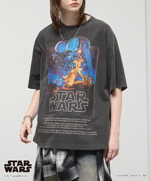 STAR WARS（スターウォーズ）の「＜Exclusive＞【STAR WARS】Vintage-Washed Oversized Tee / 【スター・ウォーズ】 別注 ヴィンテージ加工 オーバーサイズ グラフィックTシャツ（Tシャツ/カットソー・メンズ・ブラック系2/ブラック系/ブラック・L/M）」の10枚目の写真