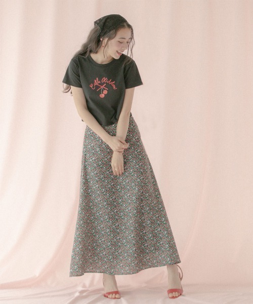 Cath Kidston（キャスキッドソン）の「ナロースカート Cherry Vine（スカート・レディース・ブラック・S）」の11枚目の写真