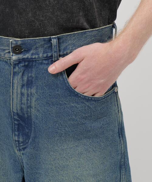 AVIREX(アヴィレックス)の「GOALERS EMBROIDERY DENIM SHORTS / 刺しゅう デニム ショーツ / AVIREX / アヴィレックス(デニムパンツ・メンズ・ライトインディゴブルー/ブラック・X-LARGE/MEDIUM)」の6枚目の写真