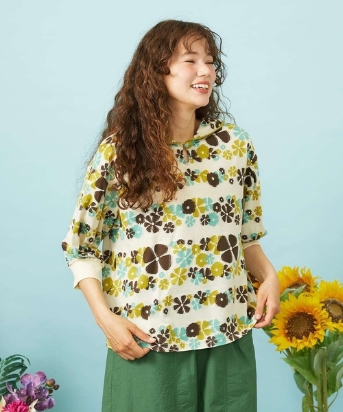 Jocomomola(ホコモモラ)の「Ramo Border フラワージャカードセーラーカラーカットソー(Tシャツ/カットソー・レディース・アイボリー/ネイビー・40)」の13枚目の写真